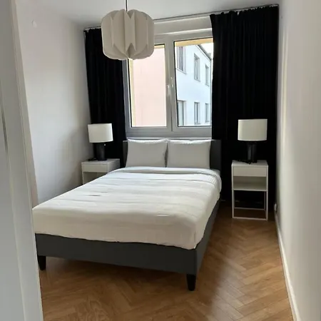 Apartmán Maly Kwadrat Katovice Exteriér fotografie